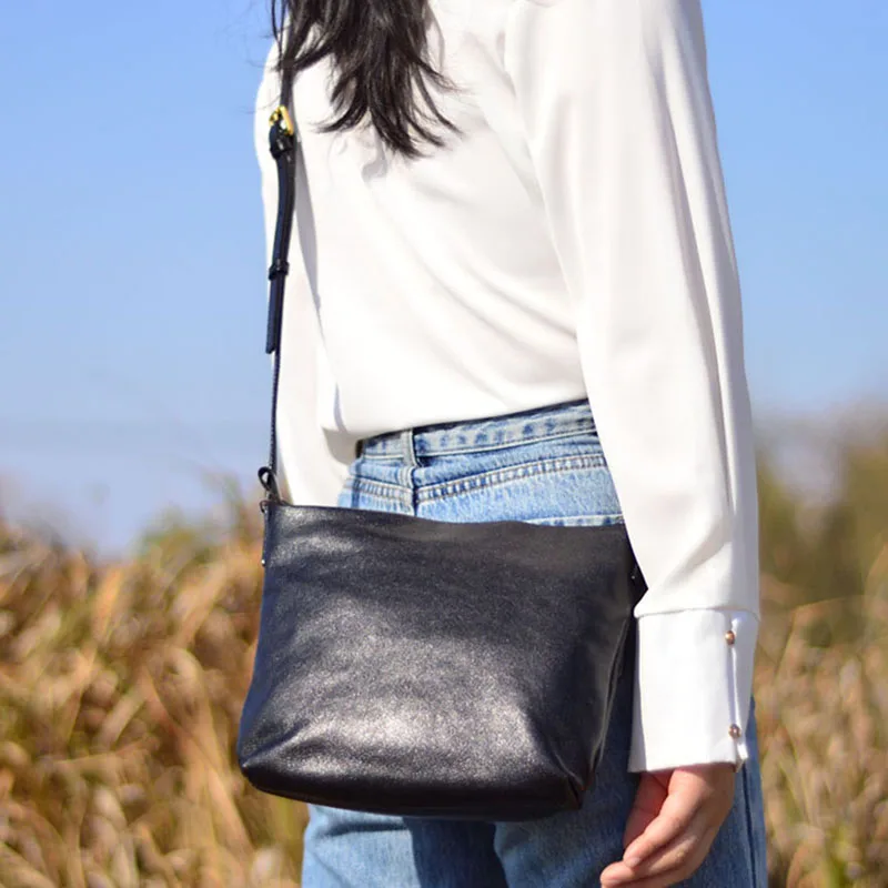 

AETOO Simple genuine leather bucket bag for ladies, soft leather single-shoulder bag, underarm bag, fashionable Hong Kong-style