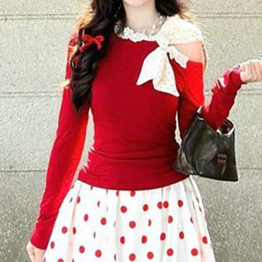 Korean wear a complete set of design bow red slim slanted shoulder top with polka dot flower bud skirt
