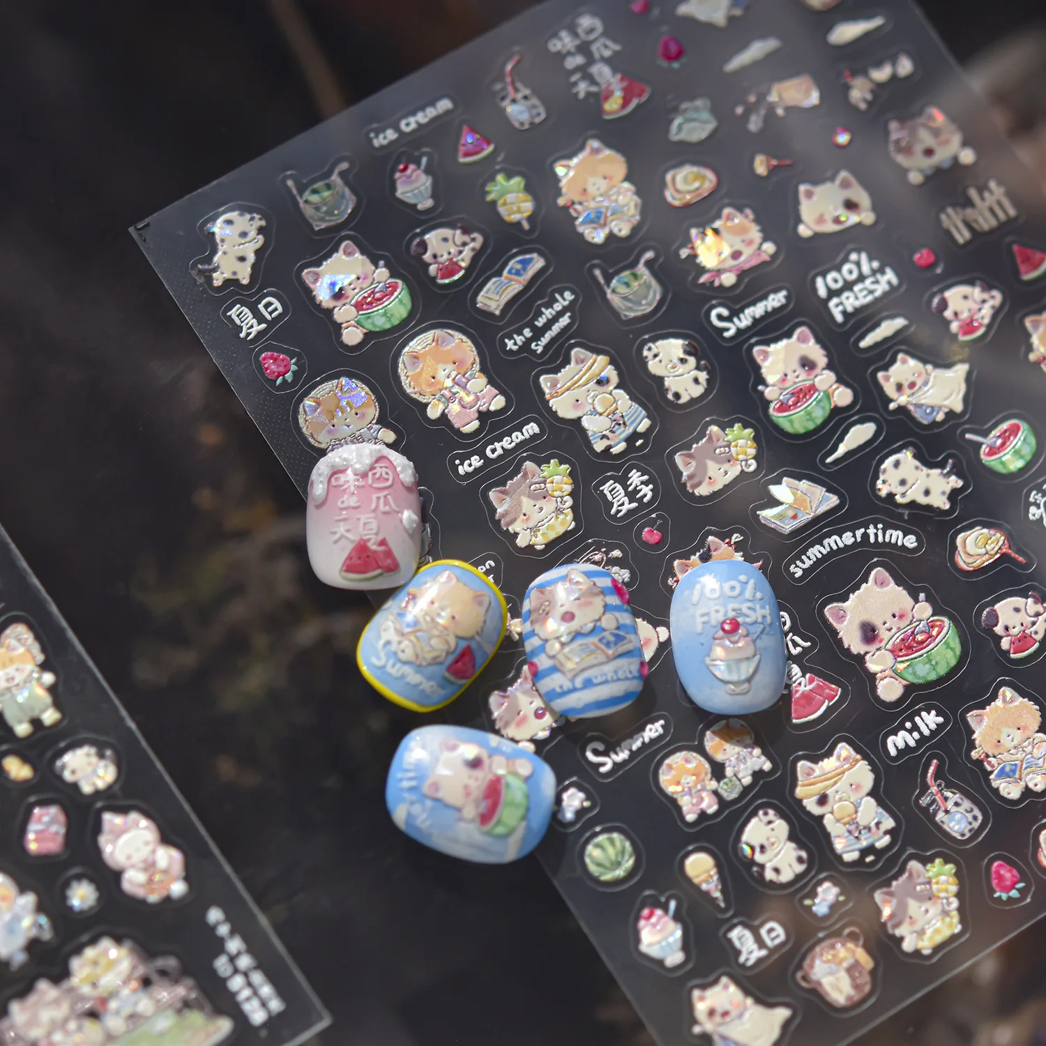 かわいい夏のネイルアートデコレーションステッカー 5D エンボス加工かわいい漫画スイカ自己粘着ステッカー爪 DIY アクセサリー