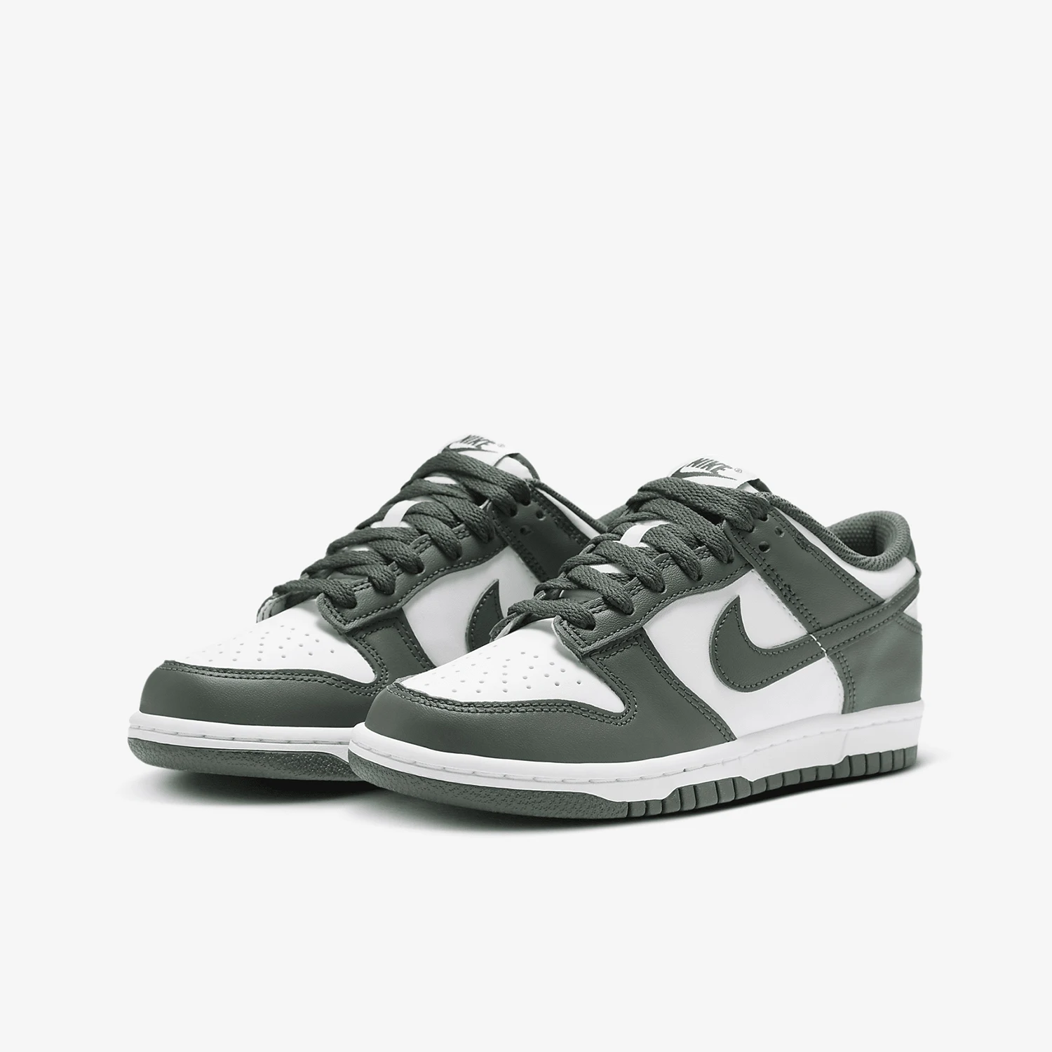 

Nike Authentic Dunk Low Grade School Retro Skate Shoes FB9109-120