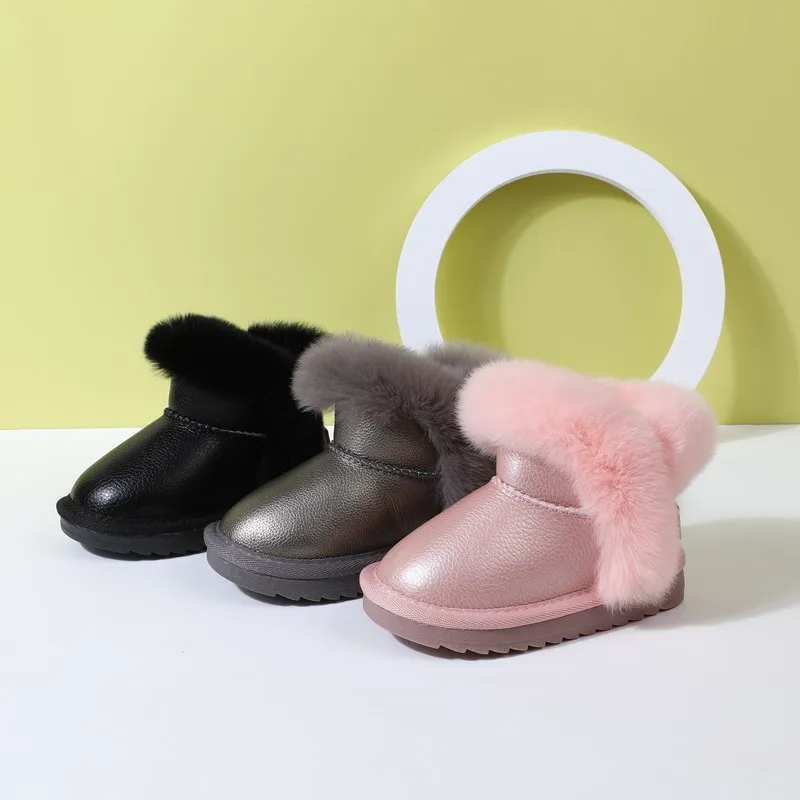 Botas de invierno para niñas, zapatos de princesa de cuero cálidos de felpa de algodón para niños, zapatos antideslizantes de moda para bebés de 15