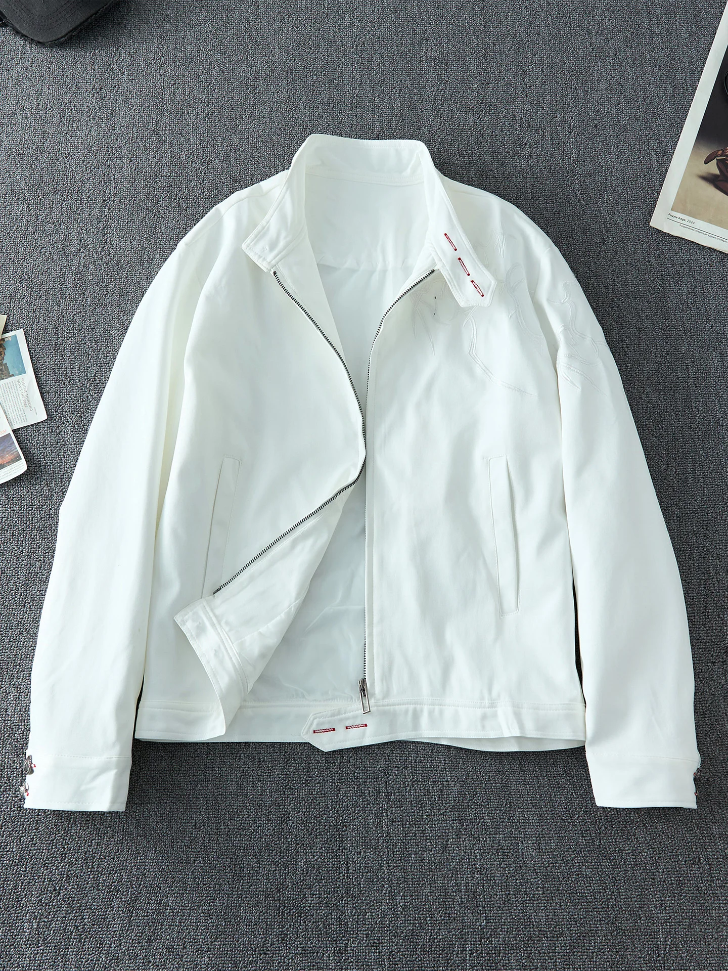 White Embroidered Short Baseba - Harrington Jacket 评论和价格