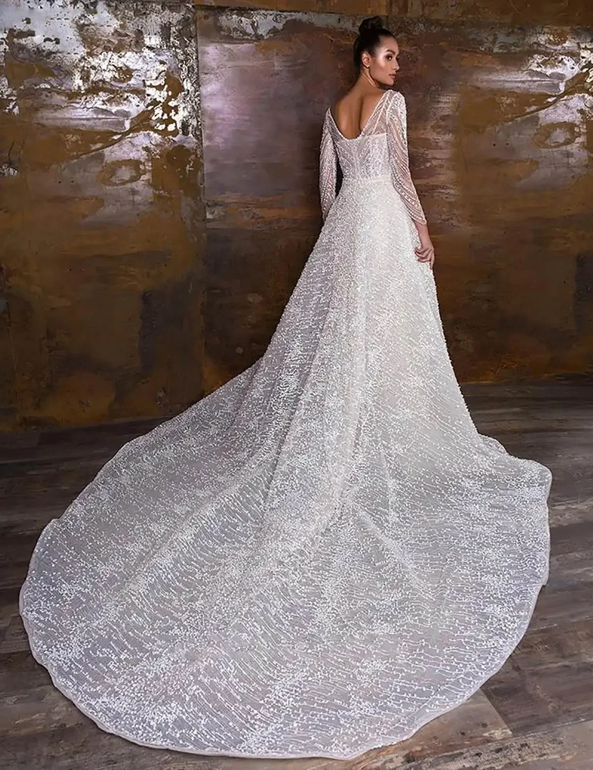 Customize Luxury Mermaid Wedding Dresses For Women Sweetheart Neck Long Sleeves Bridal Gown Sequins Detachable Train Dress