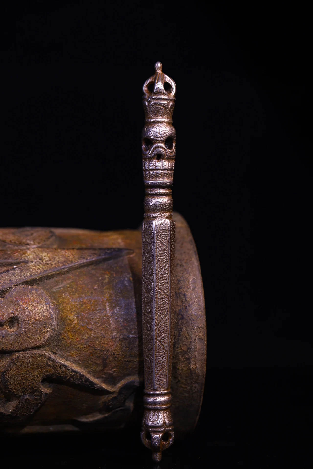 

6"Tibetan Temple Collection Old Tiantie Sanskrit symbol Skull Head Five shares Vajra Pendant Amulet Dharma Town house Exorcism