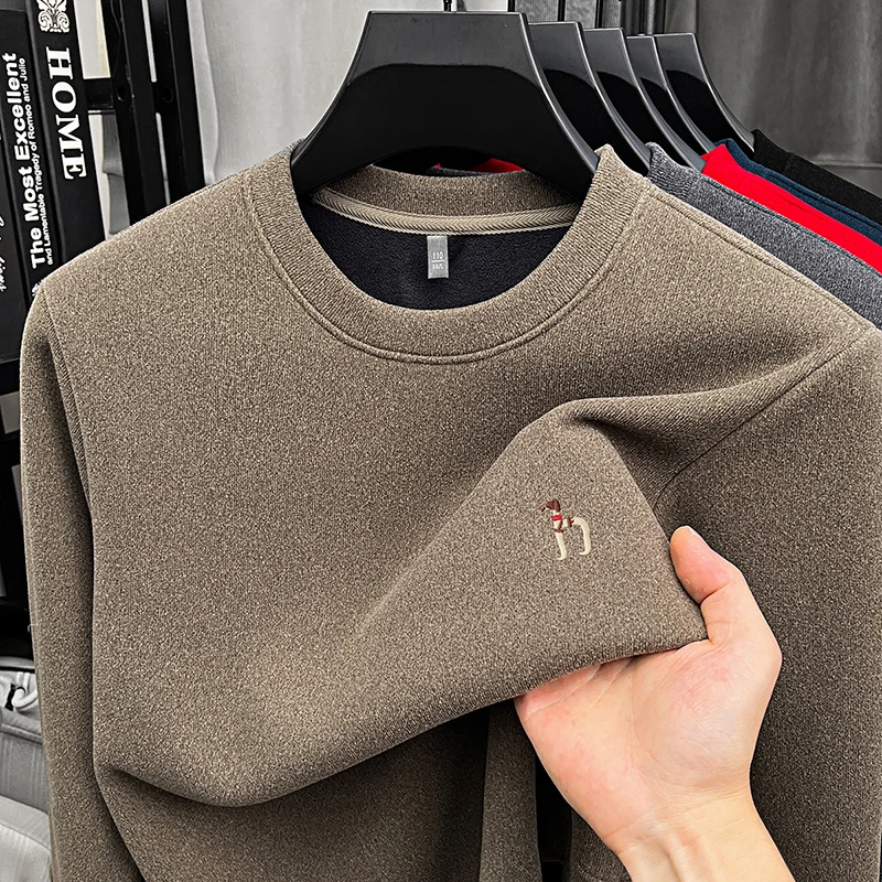 

2025 Autumn/Winter Men's Leisure Brand Fashion Dog Embroidery Long Sleeve T-shirt Warm Loose Top Men's T-shirt Pattern