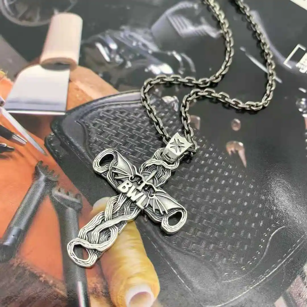 

Pure Silver Cross Pendant for European and American Men and Women, Personalized Thai Silver Vintage Necklace Pendant, Punk Style