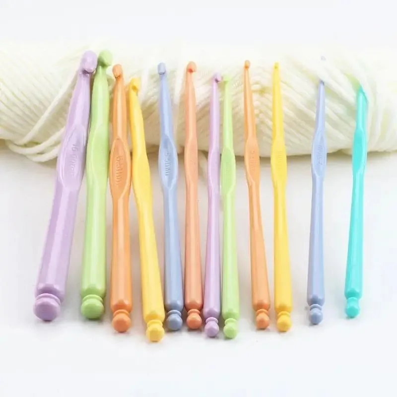 12-teiliges Set Häkelnadeln mit Kunststoffgriff Stricknadeln Nähzubehör DIY Webwerkzeuge