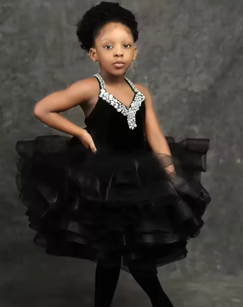 

Crystal Decoration Black Flower Girl Dresses For Wedding Girl Kids Birthday Partyl First Holy Communion Dress Customized