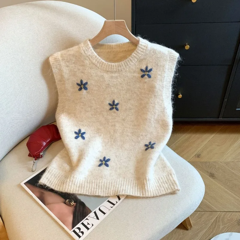 

Осенне-зимний ретро-стиль колледжа, тяжелая промышленность, вязаный жилет с цветочной вышивкой, женский жилет, тонкий сложенный топ без рукавов