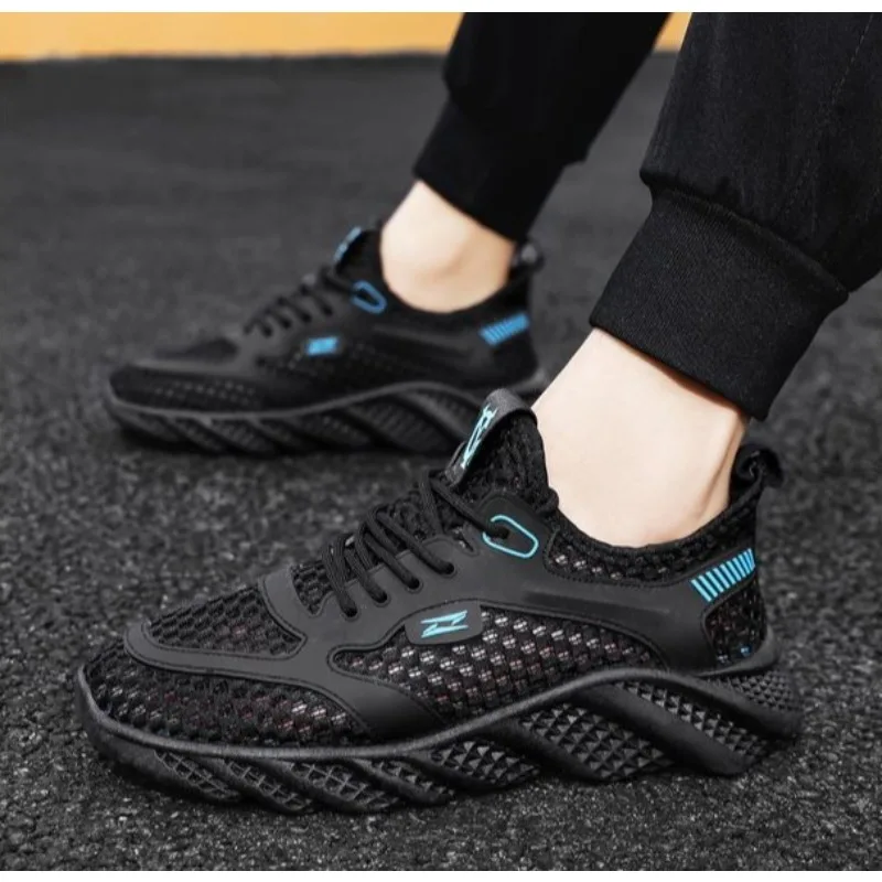 2026 Spring/Summer Men's Shoes Breathable Large Mesh Thin Lightweight Low-Cut Outdoor Casual Travel Sneaker,Fashion Men's Shoes