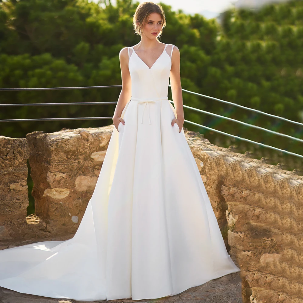 

Charming White Satin V-Neck A-Line Wedding Dress with Pockets Women Customized Jersey Zipper Back Bridal Gowns Button Decoration