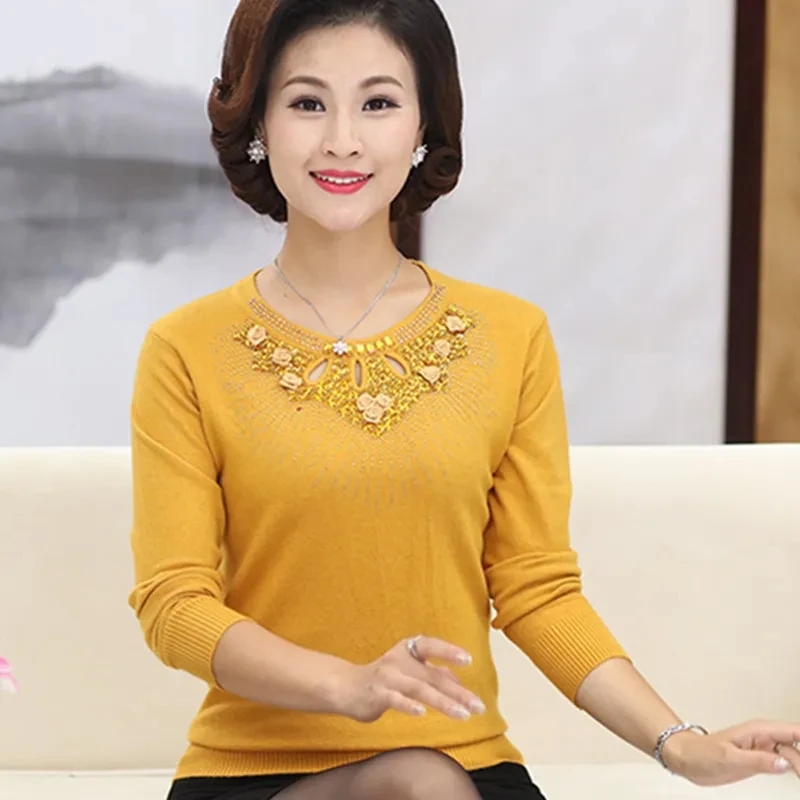 Jersey de punto para madre de mediana edad, suéter suave elástico con incrustaciones de diamantes, Top corto para mujer, otoño e invierno, 2025