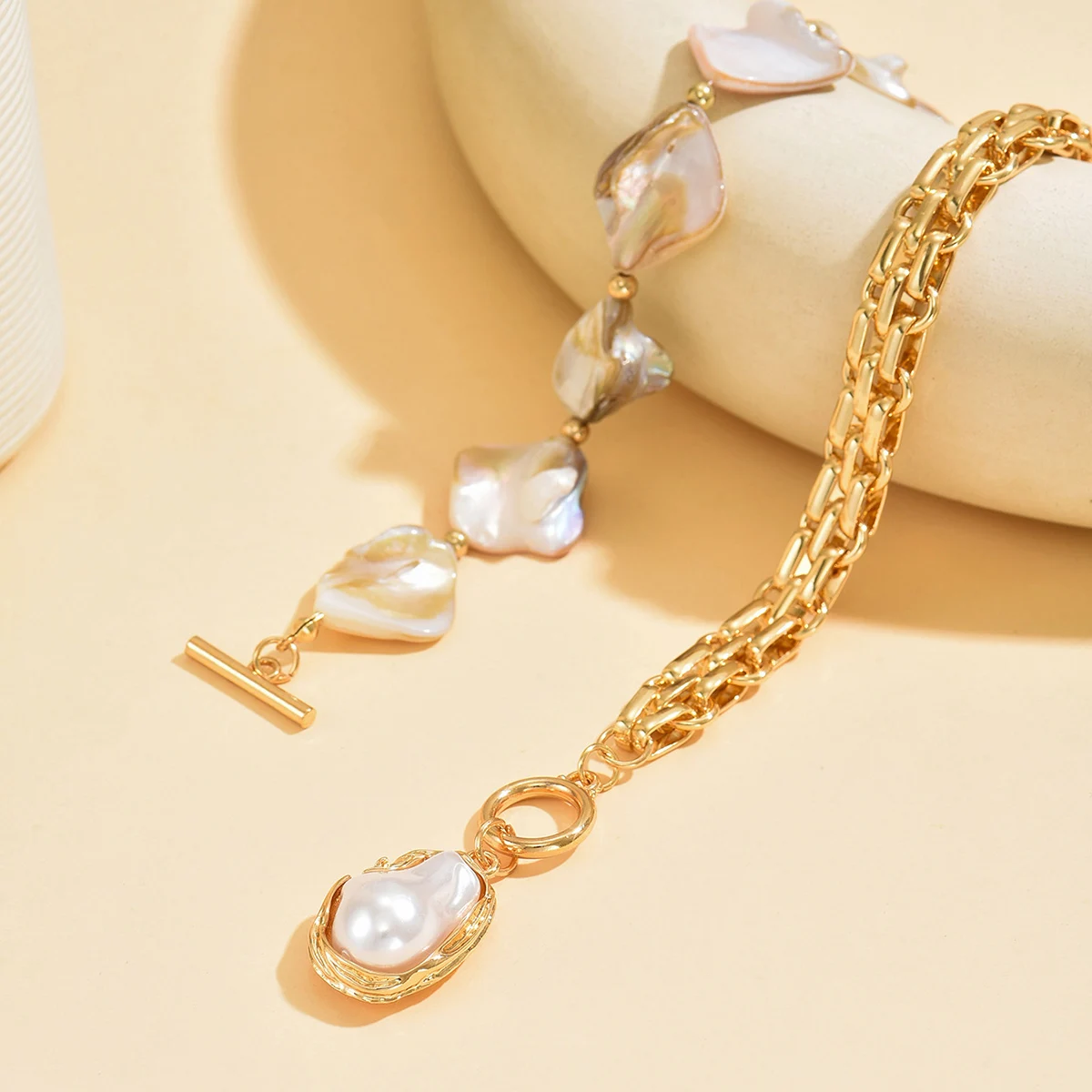 Vintage Boho Irregular Shell Beaded Faux Baroque Pearl Choker Necklace OT Toggle Clasp Chunky Gold Chain Women Daily Jewelry view 6