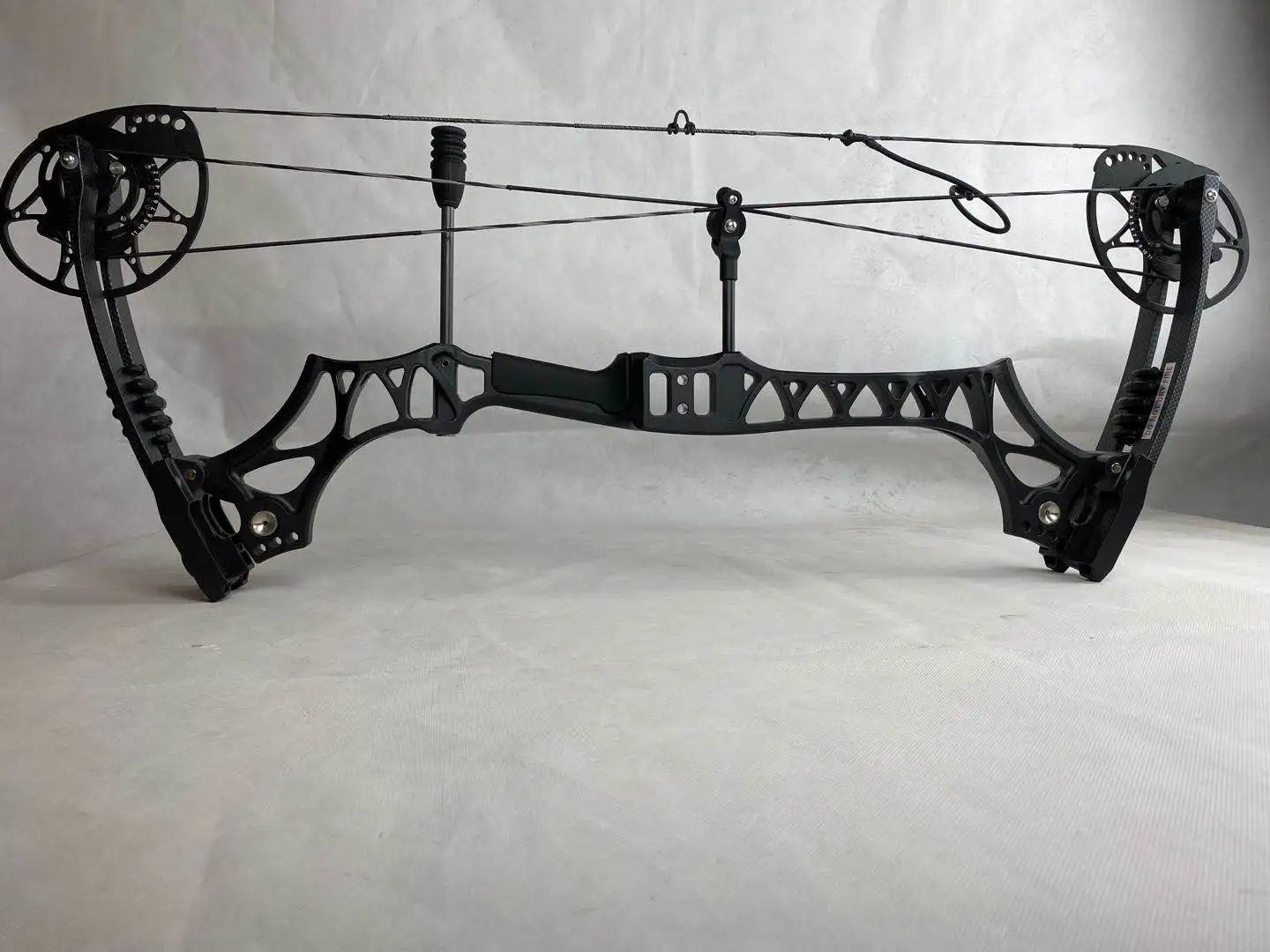 

Archery Compound Bow M128