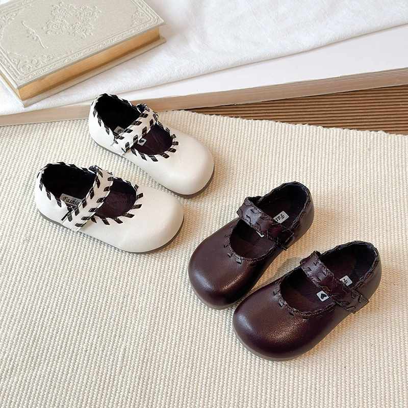 

Children's Flat Shoes Fashionable Solid Color Soft Sole Lightweight One-piece Large Size Suitable for All Seasons Casual Shoes