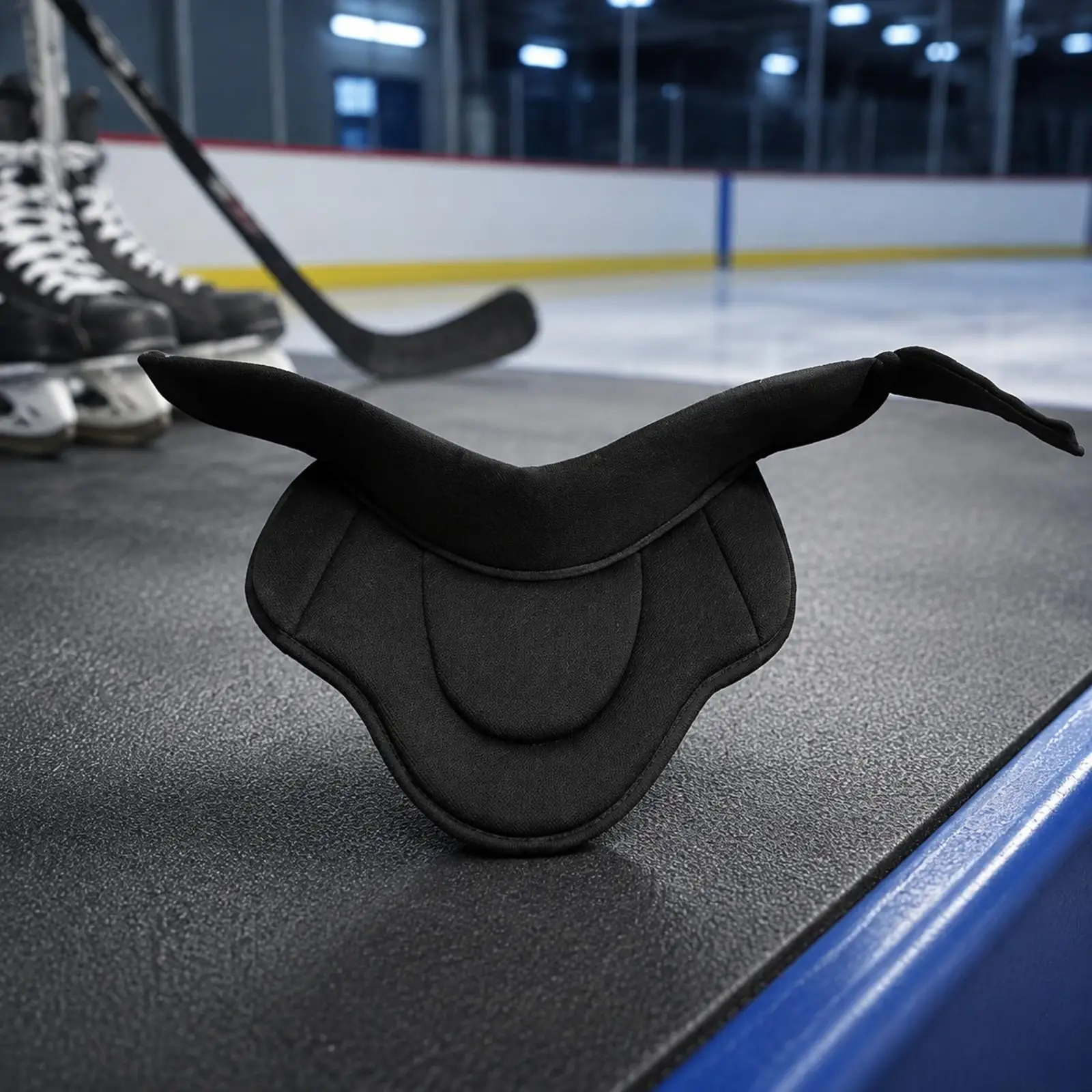 Hockey Neck and Throat Protector Anti-Impact Neck Guard with Hook-and-Loop Strap Adjustable Hockey Throat Protector