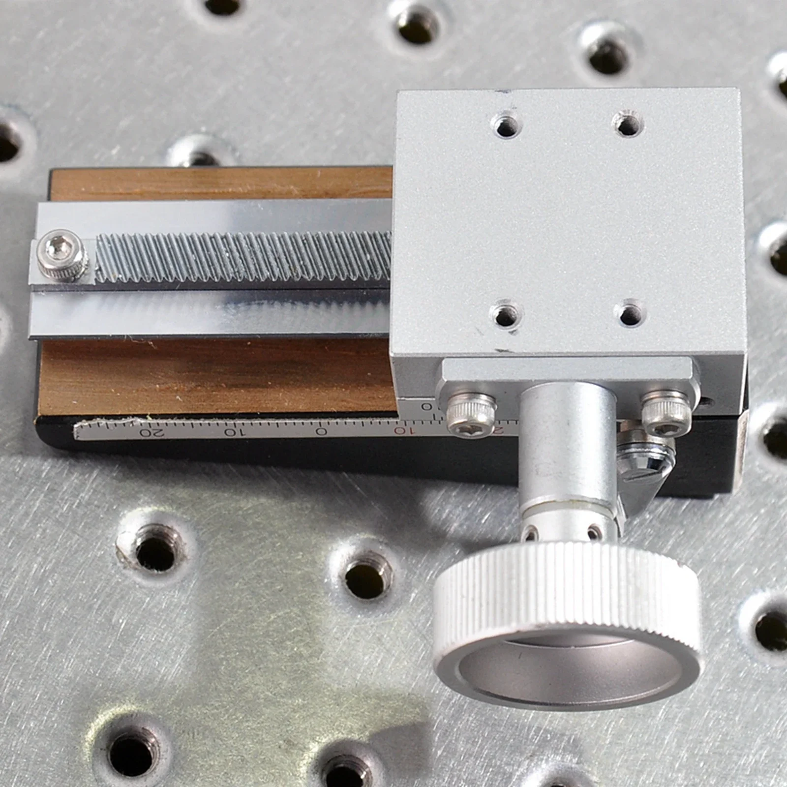 Z-axis Manual Precision Lifting Fine-tuning Displacement Adjustment Table Copper 34*40mm