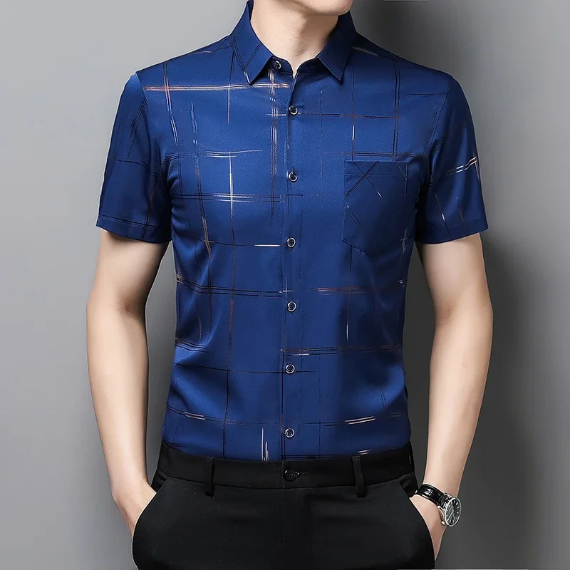 New Men\'s Business Casual Short Sleeved Shirt No Iron and Wrinkle Resistant Top