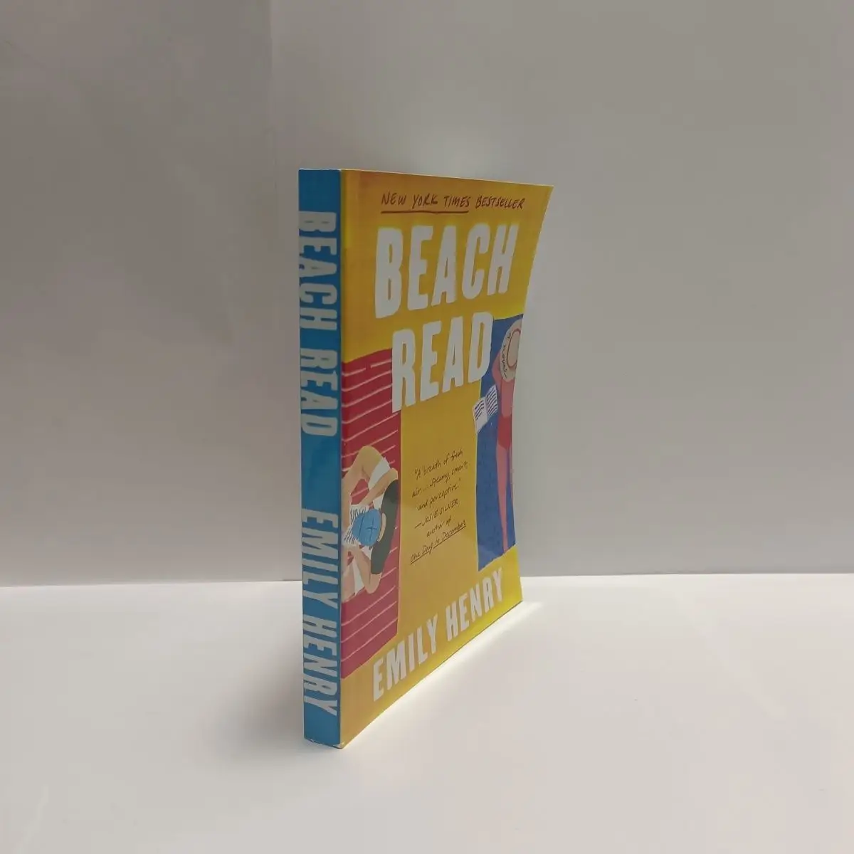 Beach Read Emily Henry English Version of The Novel Romance Novel