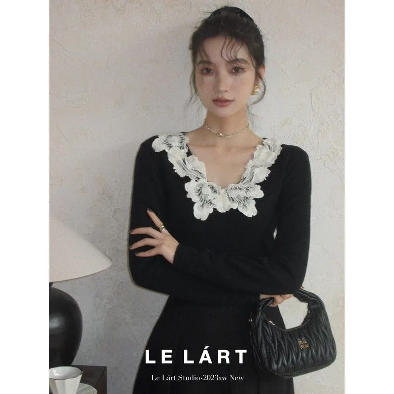 الفرنسية المتناقضة اللون الربط الدانتيل تي شيرت برقبة على شكل v المرأة شتاء جديد سليم صالح Ladylike محبوك القمم للنساء #4
