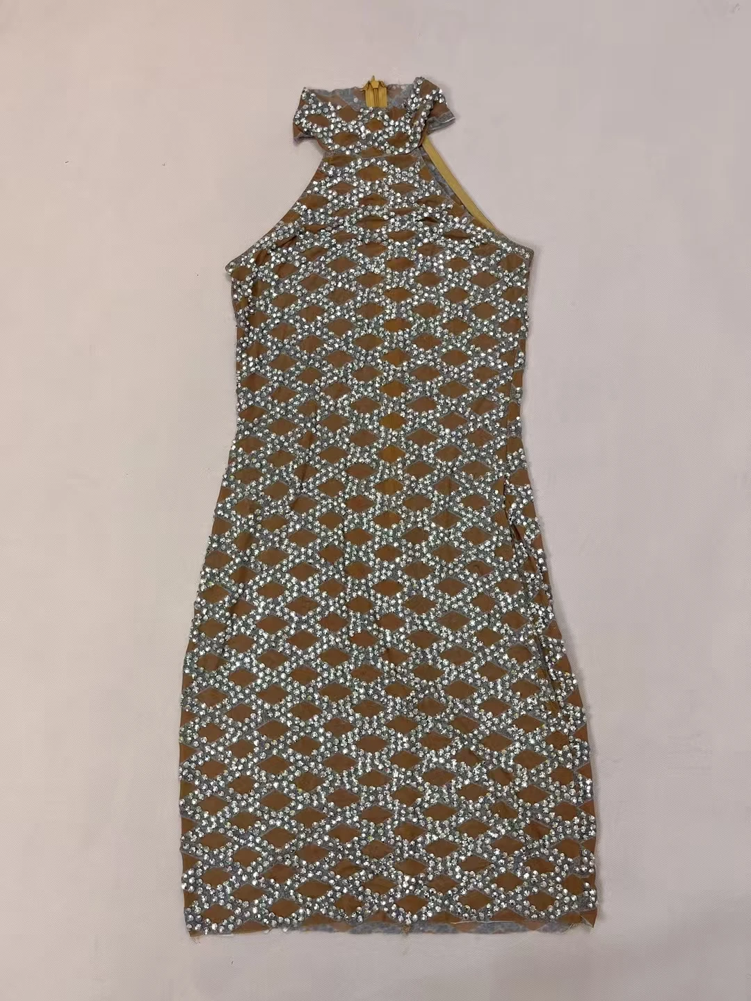 ผู้หญิงระดับไฮเอนด์คริสตัลสีเงินมินิเดรสสปาร์คกี้ชิคบอลเดรสเชียร์ตาข่ายแขนกุดวันเกิดเซ็กซี่ชุดลิงเกจเจียวเดียน