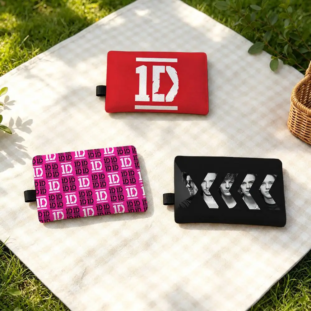 Fashion Band O-One D-DirectiOns-S Waterproof Zipper Coin Purse Lightweight Hanging Key Pouch Card Holder For Daily Use