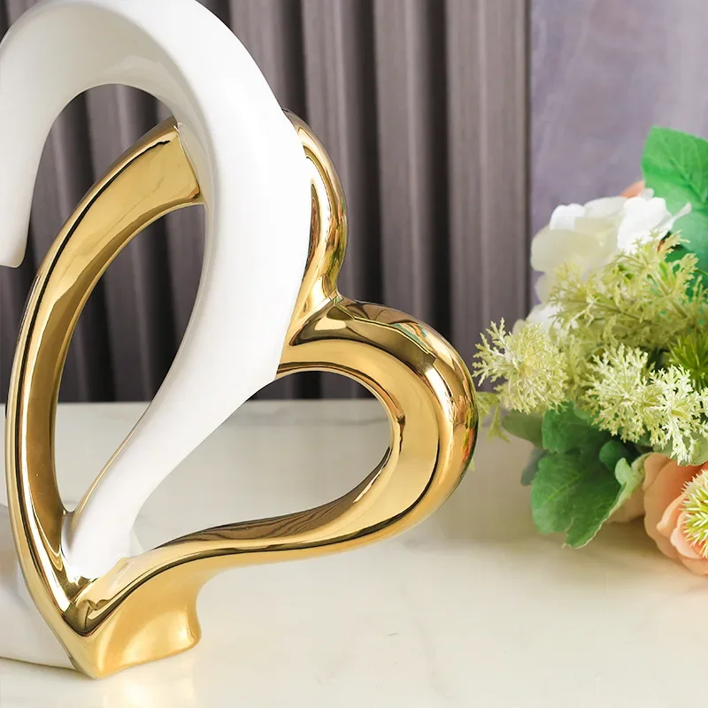 Luxury White and Gold Heart Ceramic Figurine, Valentine’s Day Gift, Durable Display  Smooth High-Fired Decor,Decorative Accent