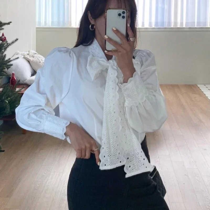 Spring Autumn Long Sleeve Tops Women Sweet Bow Collar Shirt 2024 New Korean Chic White Lace Blouse Loose Clothes Blusas 30452