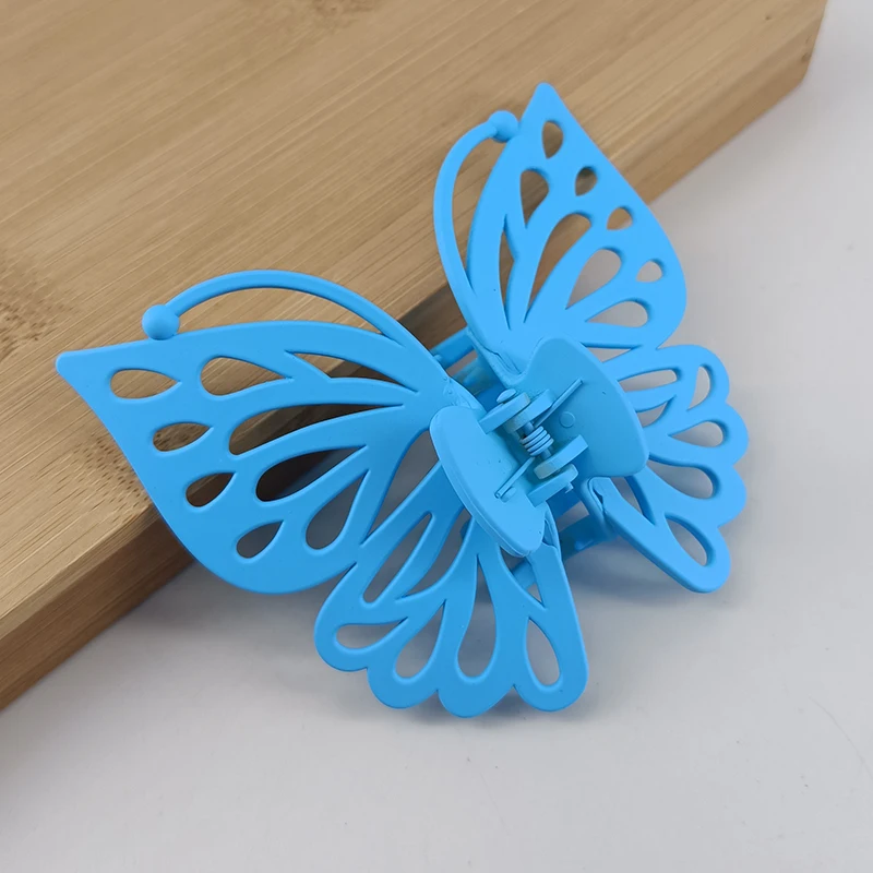 9 cm Süße Frauen Mädchen Junge Mode Geschenk Zurück Kopf Clip Haarnadel Candy Farbe Einzigen Schicht Hohl Flügel Antenne Schmetterling haar Klaue – Detail 23