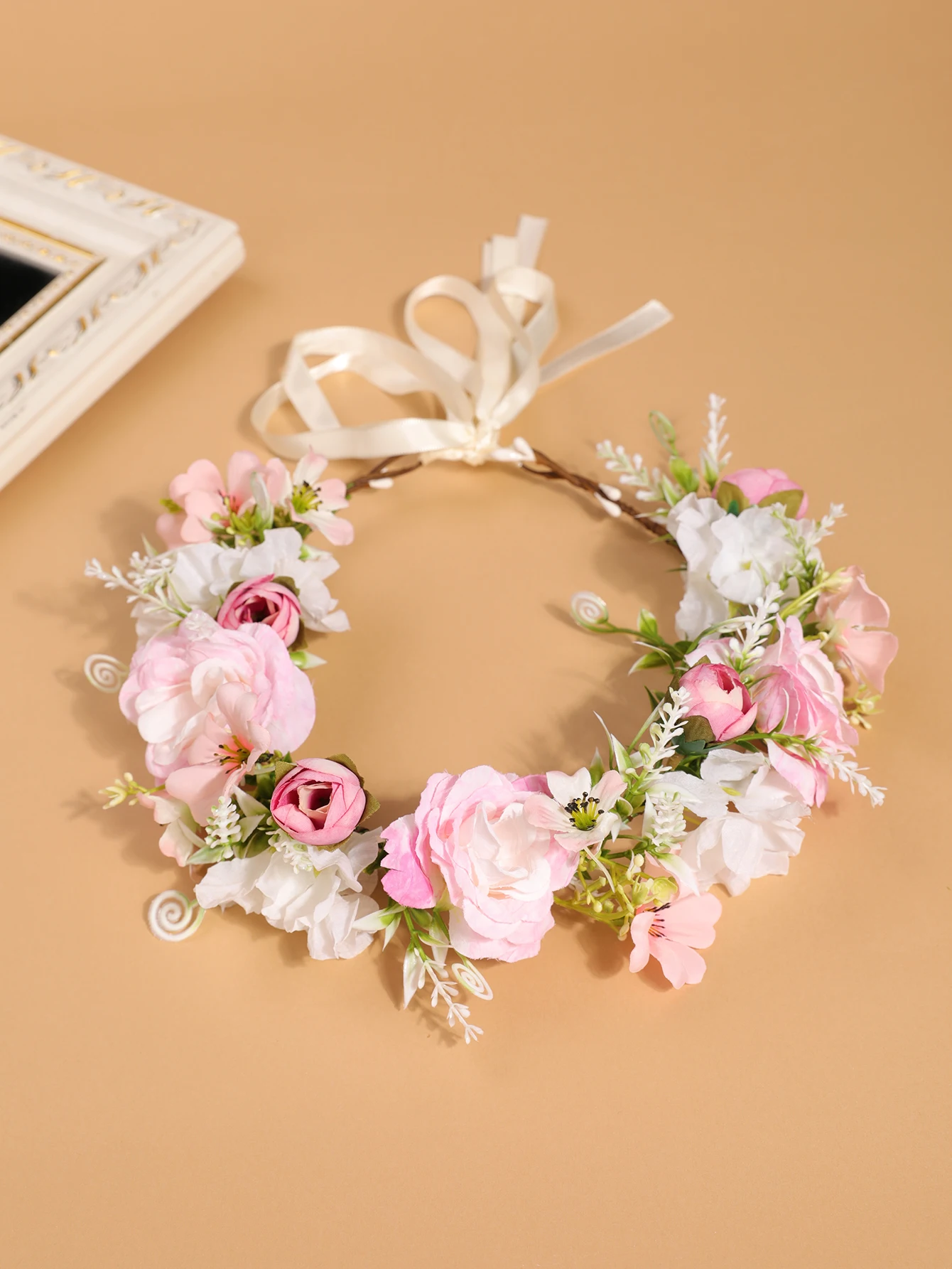 Simulierte Rosenblüten-Girlande als Kopfschmuck - Bohemian-Style Verstellbares Band-Haarband - Geeignet für Brautjungfern, Hochzeiten, Porträts – Detail 2