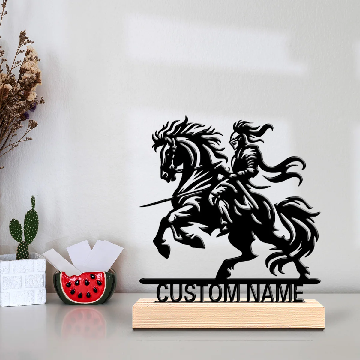 1 قطعة تماثيل معدنية مخصصة لفارس الفن المعدني مع قاعدة خشبية مناسبة للمكتب وغرفة النوم وغرفة المعيشة والمكتب #1