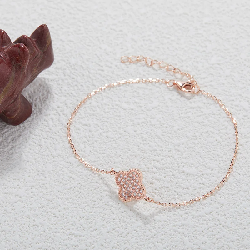 

925Sterling Silver Inlaid Zircon Clover Bracelet Female Light Luxury Minority Exquisite High Sense Gift Girlfriends Bracelet