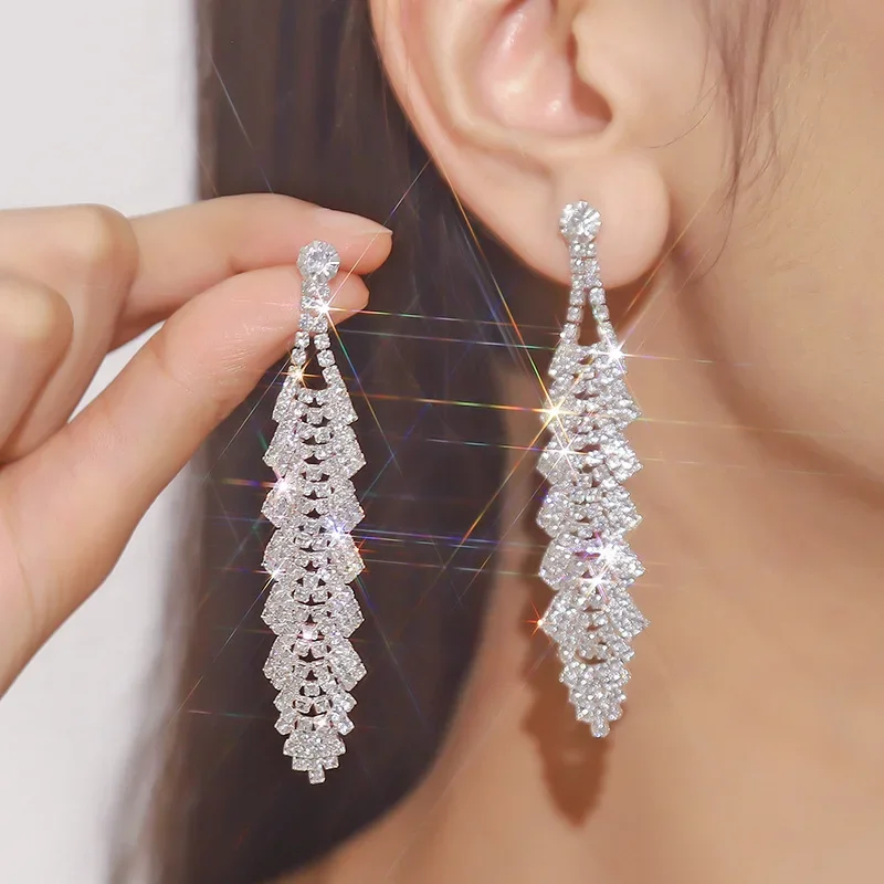 

Claw Chain Series Rhinestone Earrings Women's Delicate Full Diamond Dinner Earrings