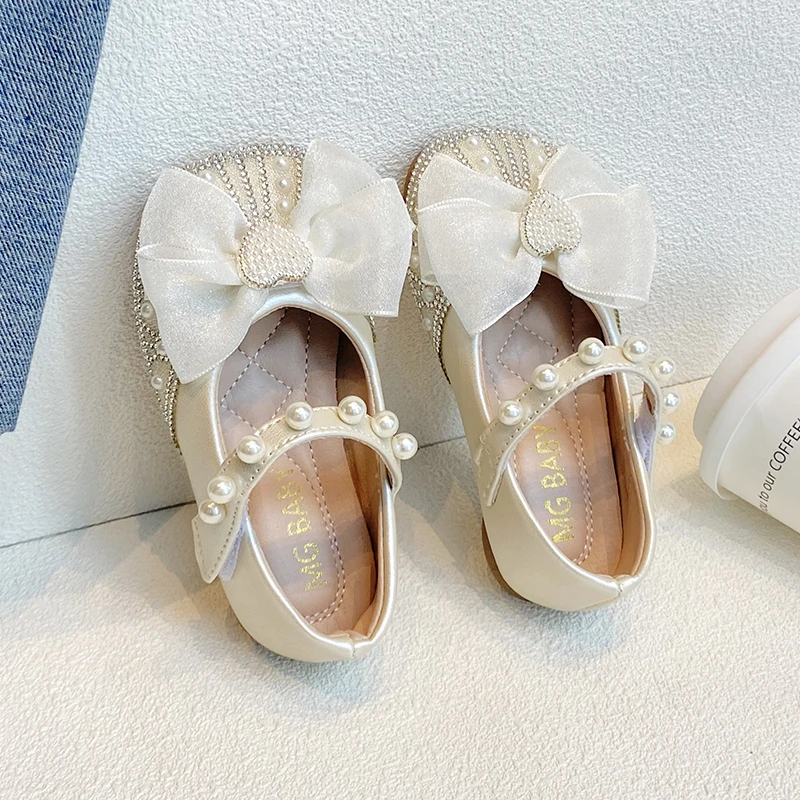 Girls Sandals 0-6 Years Old Pink Bow Pearl Girls Princess Shoes Beige Flat Non-slip Baby Walking Shoes Children Single Shoes