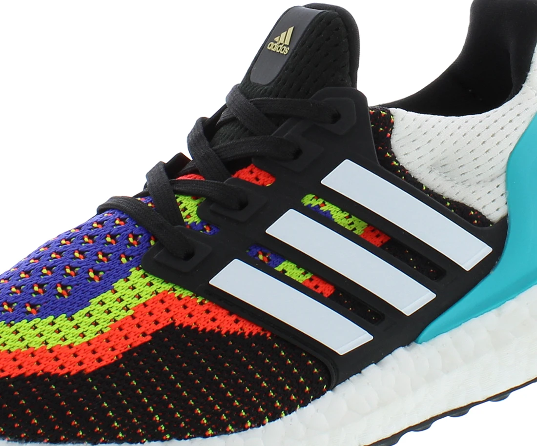 

Женские туфли Adidas Ultraboost Dna