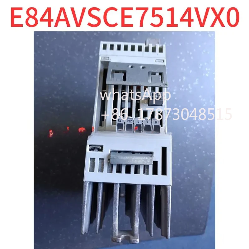 Teste de segunda mão OK E84AVSCE7514VX0 Inversor