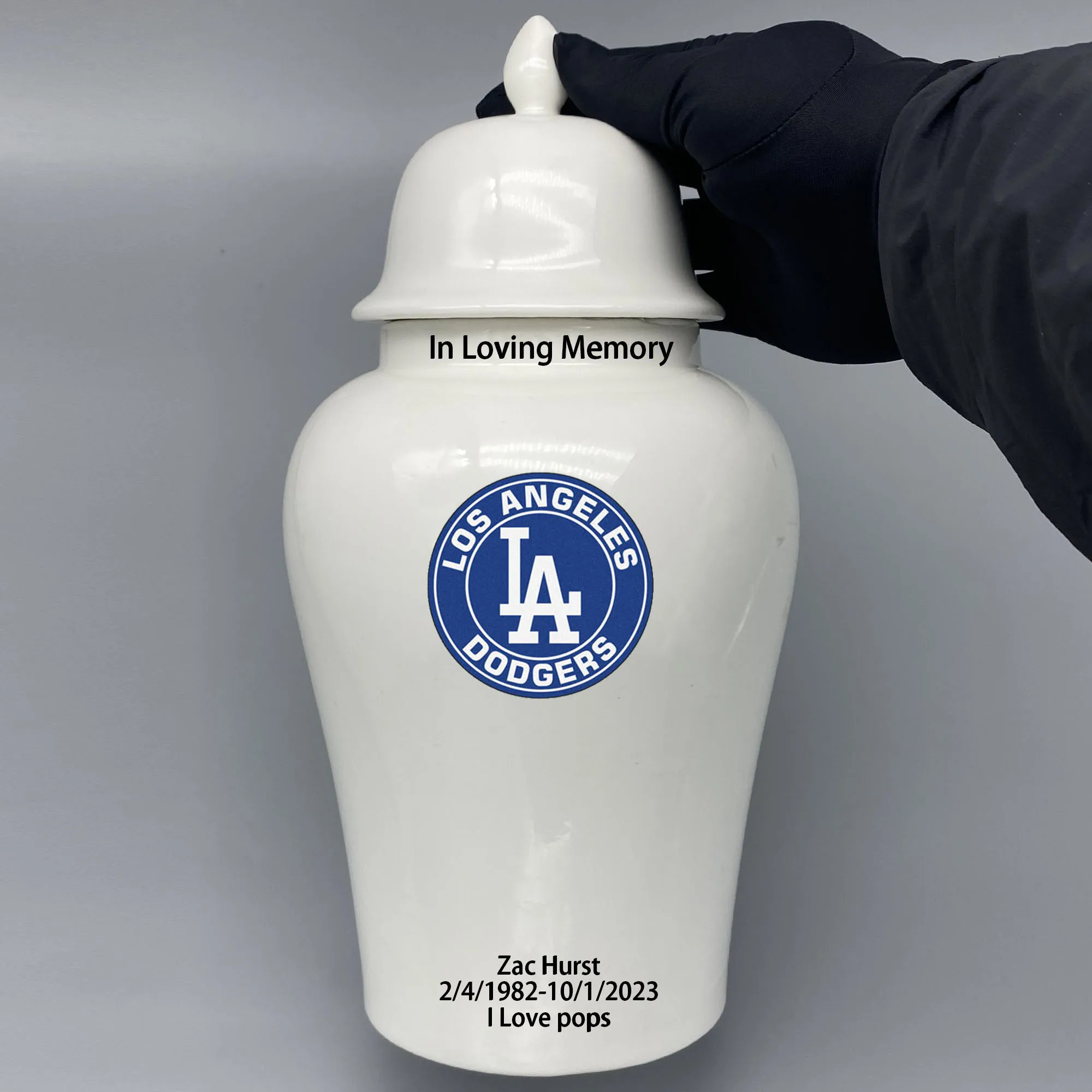 

Large Urn for Los Angeles Dodgers-themed Logo Custom Urn.Send me the name/date you want to appear on the urn by Remarks Message.