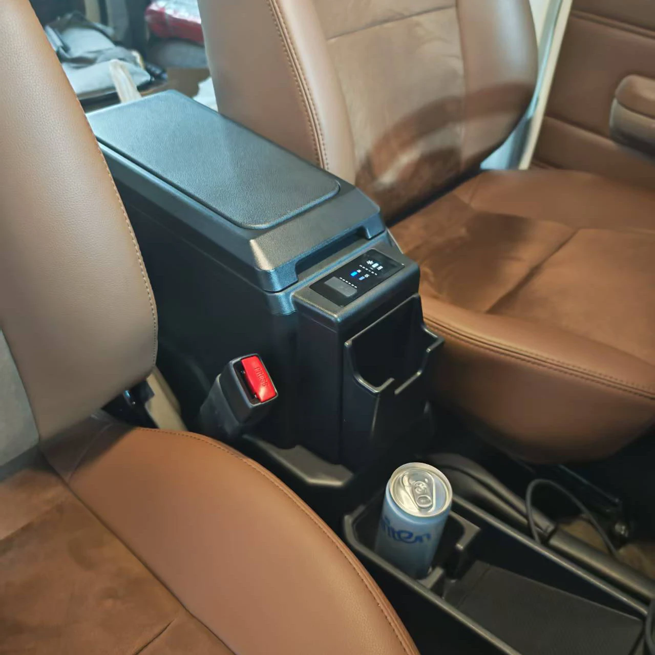 

Подлокотник для холодильника на центральной консоли, держатель для чашки для Toyota Land Cruiser 70 76 79, LC79 LC76 2024 2025, аксессуары