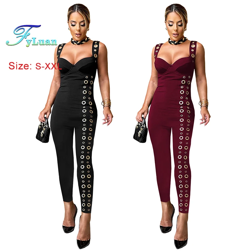Modische Damenkleidung Sexy Träger-Jumpsuit mit Metallring-Dekoration Einfarbig Ärmellos Figurbetont Einteiler-Hose