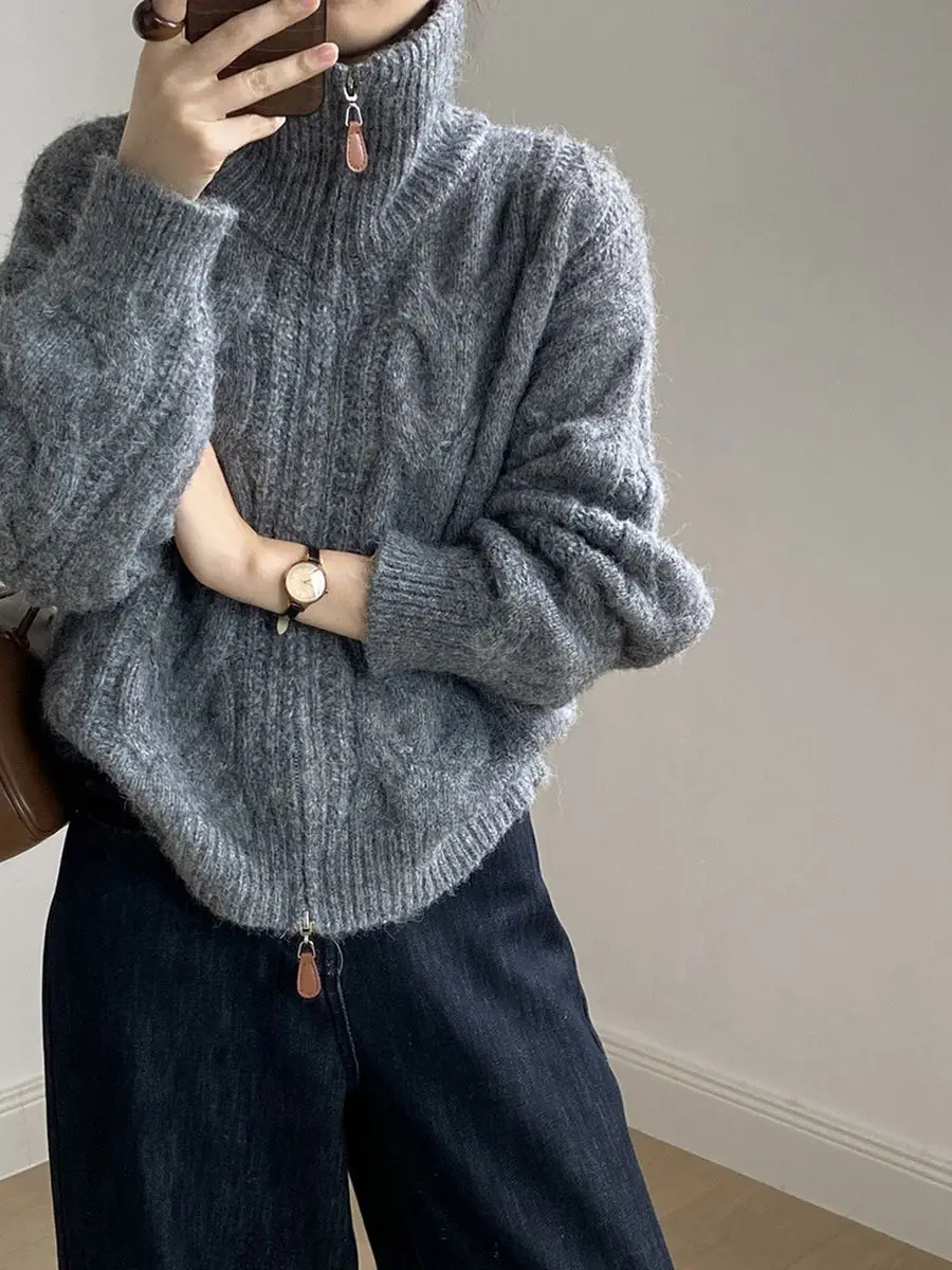 Women's Thickened High Collar Zipper Cardigan Sweater Knitted Outerwear Casual Style Long Sleeve Soft Fabric Daily Wear