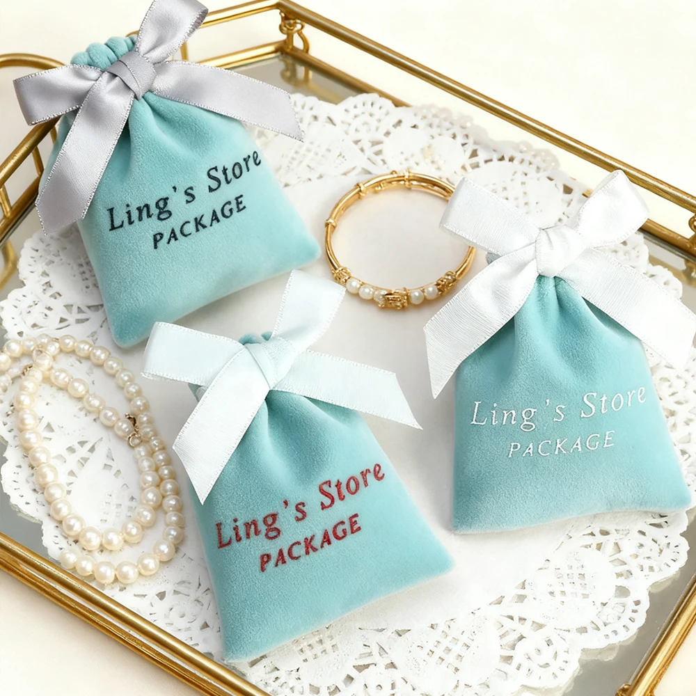 

100 шт., зеленый индивидуальный логотип, персонализированный подарочный пакет для ювелирных изделий, бархатный чехол на шнурке, свадебные конфеты, косметическое кольцо, коробка для сережек, органайзер