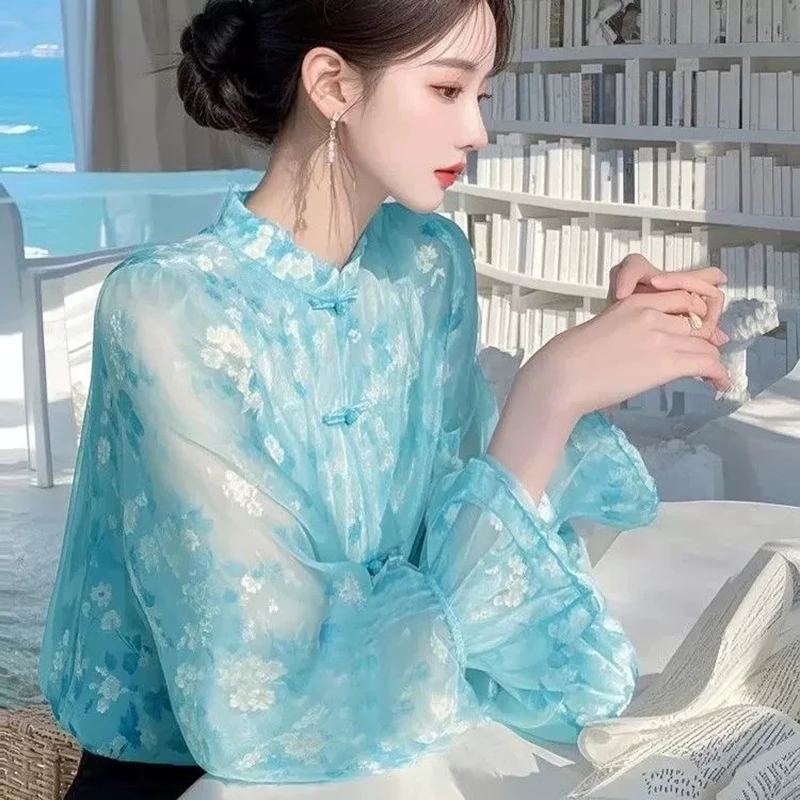 

2025Новая синяя шифоновая блузка в китайском стиле с цветочным принтом, женская элегантная рубашка с длинным рукавом и пряжкой, винтажная шикарная свободная одежда в стиле бохо, топ Y2K