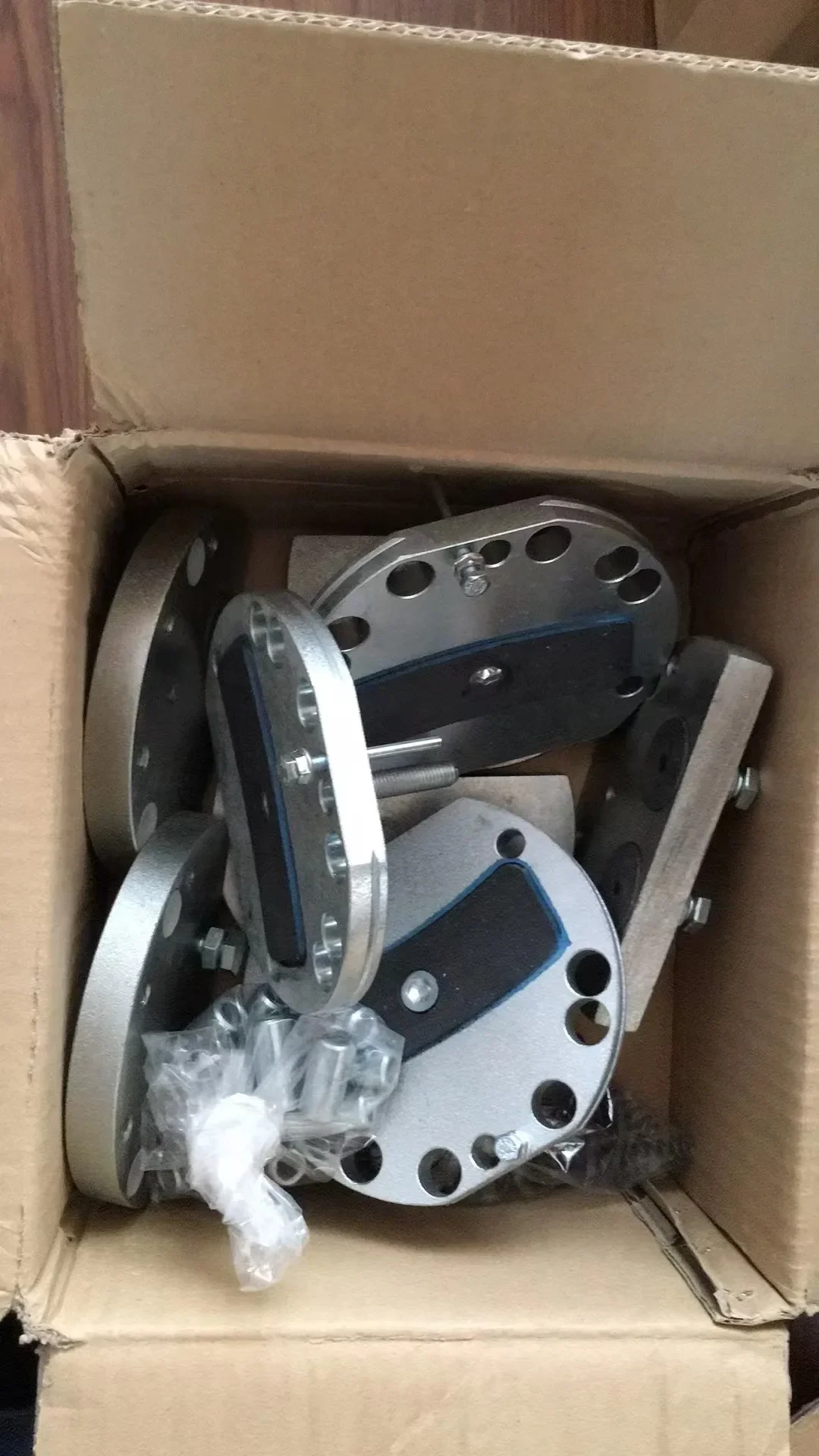 Hamulec główny, hamulec tarczowy