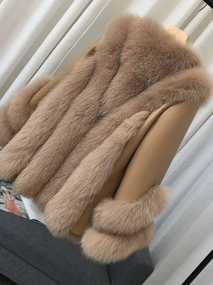 Whole Skin Fox Fur Grass Women's Mid length 2023 New Fur Integrated Sheep Skin White Duck Down Down Coat Winter