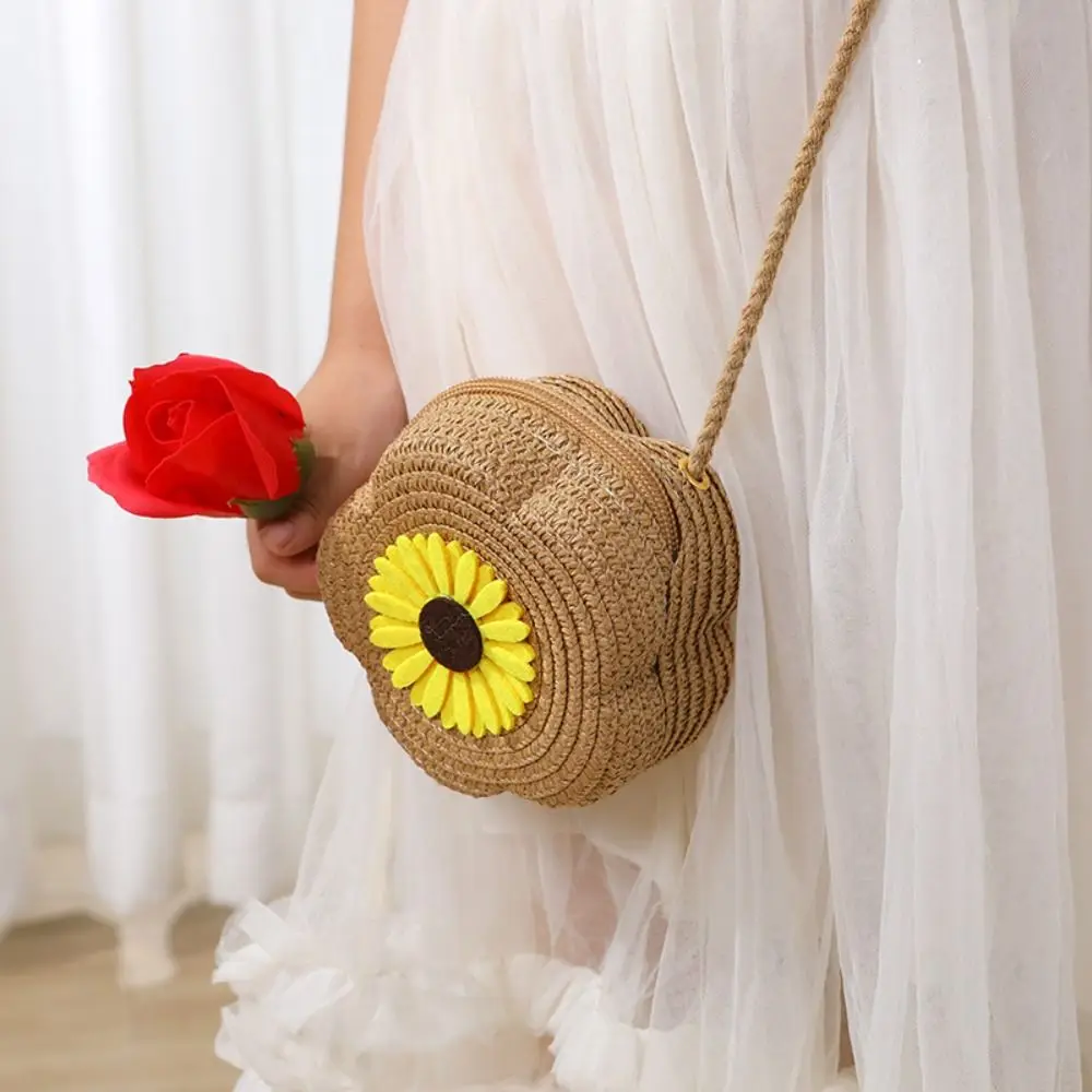 Cute Straw Crossbody Bag Flower Woven Shoulder Bag Coin Purse Girls