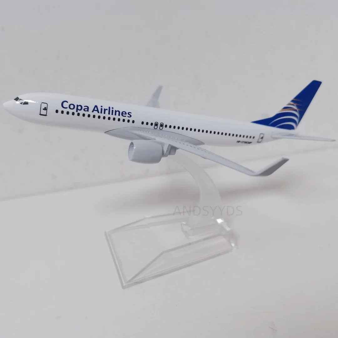 Diecast Metal Alloy Aircraft 16cm B737 Copa Airways Panama Airplane Model 1/400 Scale with Stand 737 Aviation Plane
