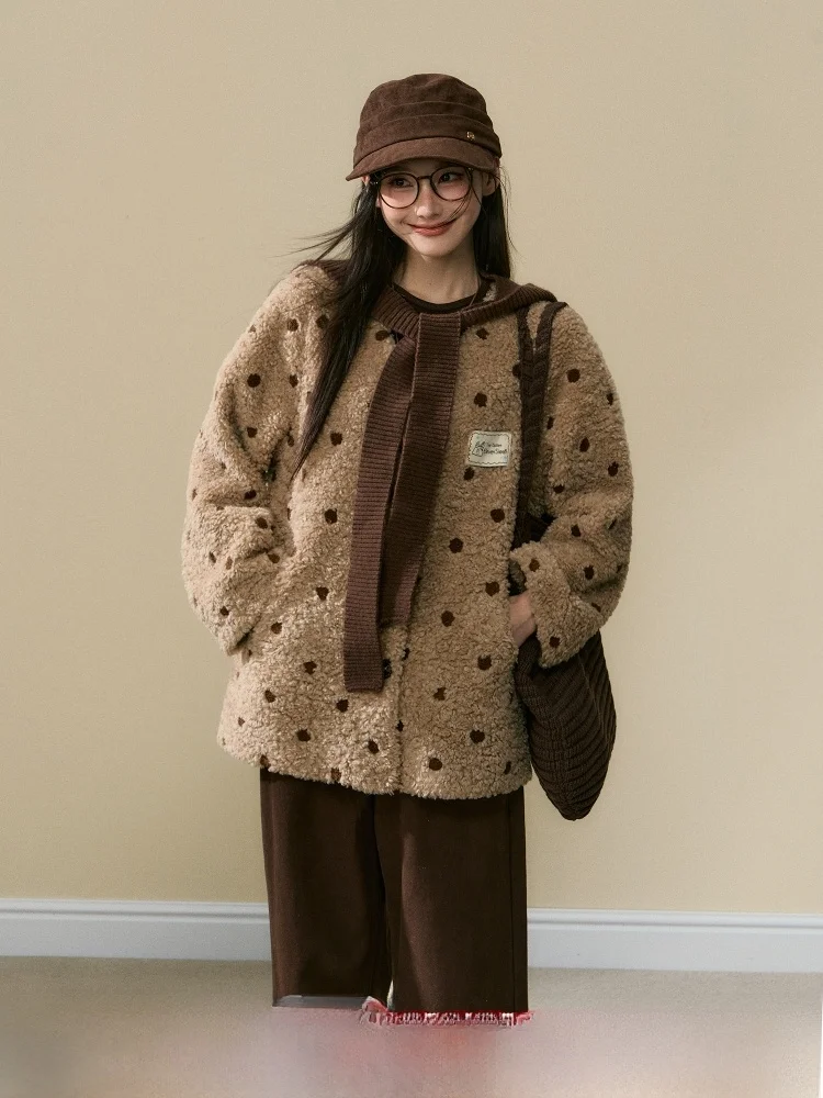 

ELEVEN SP Polka Dot Lamb Fur Long Sve Thiened Warm Women's Outerwear Korean Sle Loose Fit V-ne Casual Coat
