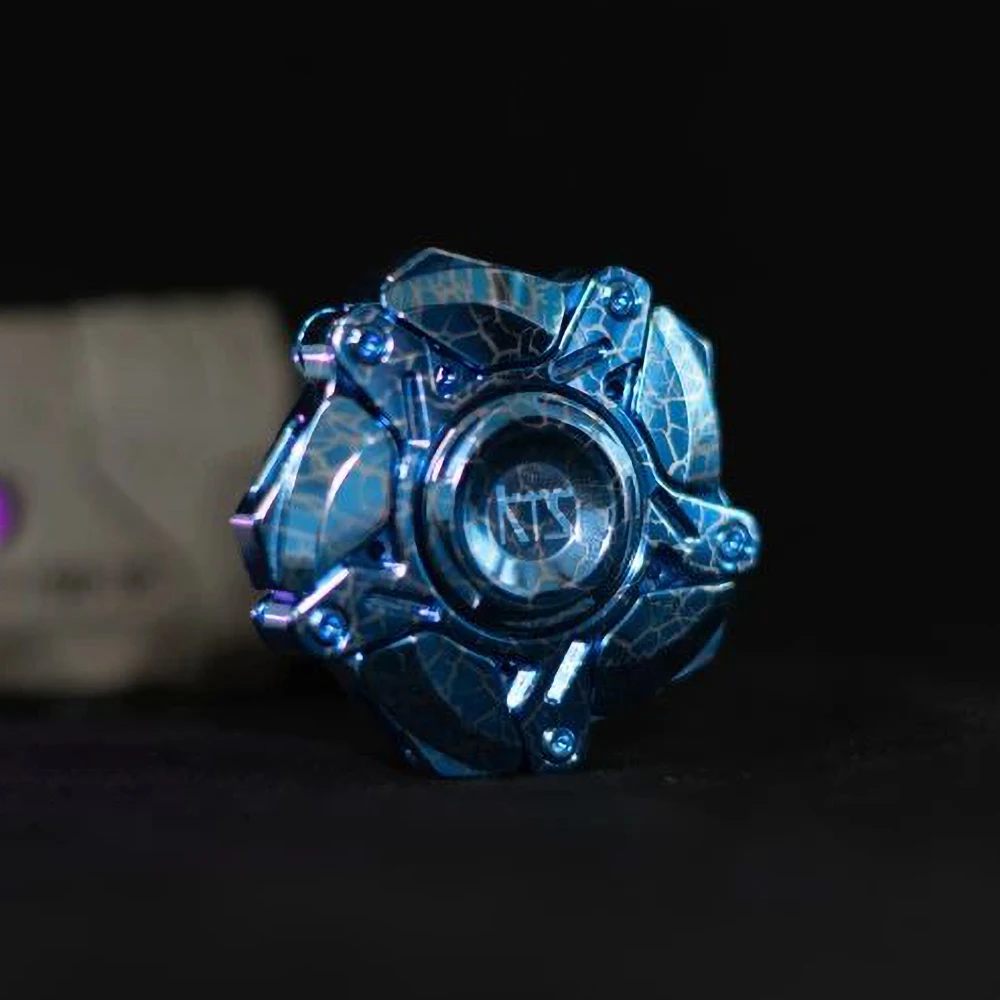 KTS Origin Titanlegierung Handschnitzerei Fünfblättriger Spinner Verknüpfung Magnetischer offener Fidget Spinner Fingertip Gyro Fidgeting Spielzeug