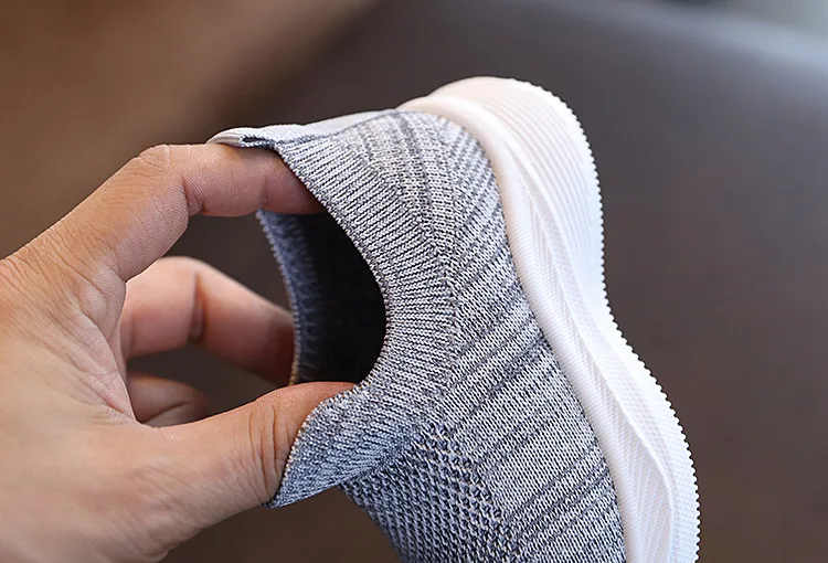 Kinder-Laufschuhe für Jungen und Mädchen, Lässige Atmungsaktive Rutschfeste Mesh-Walkingschuhe mit Weicher Sohle für Kleinkinder – Detail 15