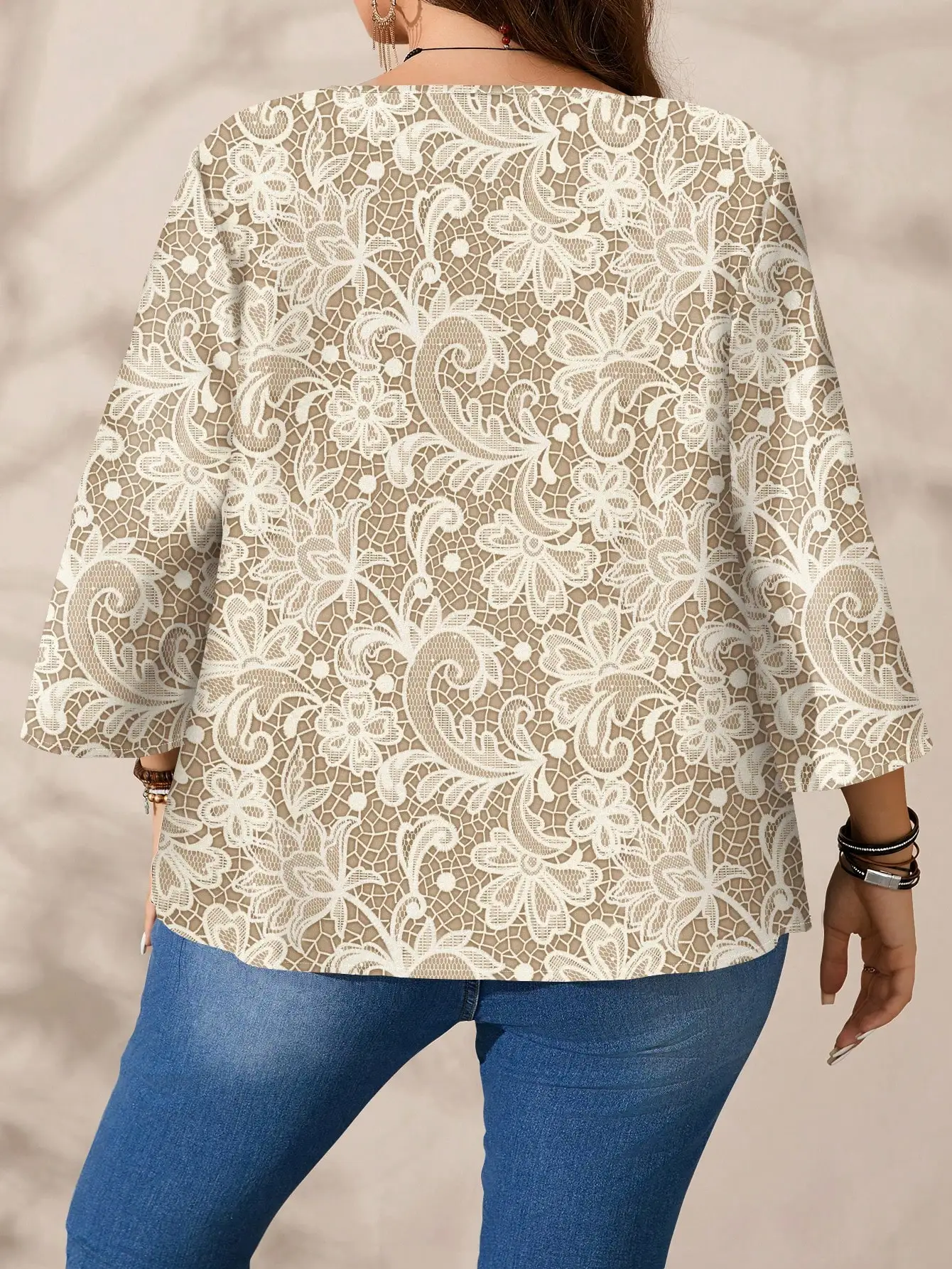 

Элегантная повседневная женская блузка больших размеров с кружевным принтом, свободного кроя, с круглым вырезом и рукавом 3/4, весна-лето